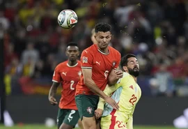 Clássico Ibérico: Portugal e Espanha se enfrentam pela Copa nesta segunda (6):