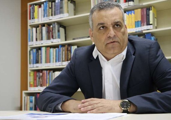 Alfredo Gaspar avisa que não será candidato pelo MDB