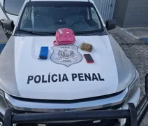 Duas mulheres são presas tentando entrar com drogas no presídio em Maceió