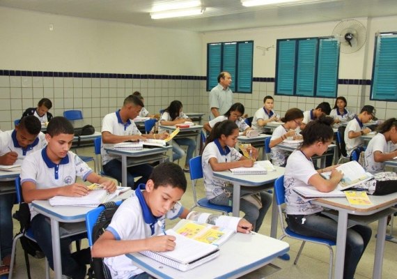 Legado: Programa Escola 10 garante melhoria permanente à educação alagoana