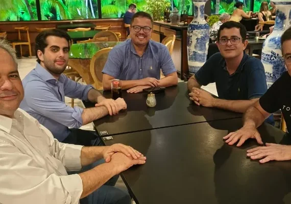 Em jantar, Federação fecha estratégia para conseguir três vagas na ALE