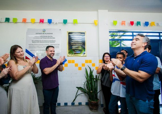 Em Maceió, governador inaugura ginásio em escola no Feitosa e beneficia 700 estudantes