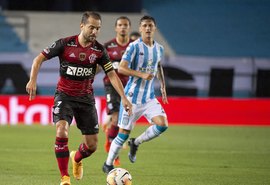 Flamengo encara Racing por vaga nas quartas da Libertadores