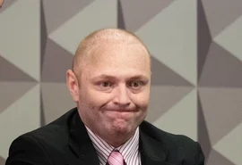 Hacker Walter Delgatti diz que Bolsonaro ofereceu indulto para invadir urnas