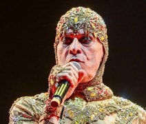 Ney Matogrosso passa por cirurgia e anuncia afastamento dos palcos