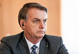 Pedido de impeachment de Bolsonaro chega à câmara