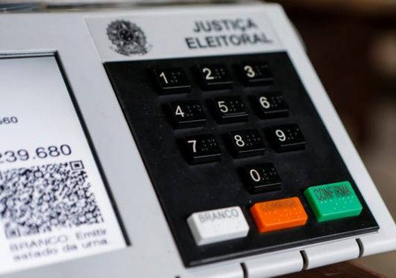 Pesquisas traçam cenário confuso para 2022 em AL