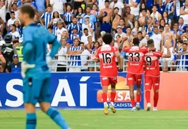 Com hat-trick de Anselmo Ramon, CRB atropela o CSA no 1º clássico do ano
