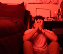 Estresse crônico pode alterar o cérebro e comprometer memória, decisões e emoções