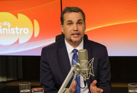 Governo usou lucros com exportação para conter preço dos combustíveis