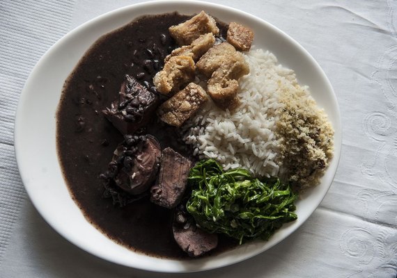 Desnutrição aumenta no Brasil; índice é maior entre meninos negros