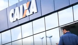 Ex-funcionário da Caixa é alvo de operação por fraudes em contas
