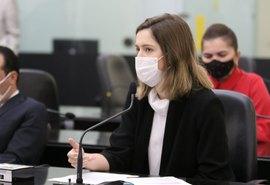 Veto ao projeto que garante emissão gratuita da Carteira Estudantil é derrubado