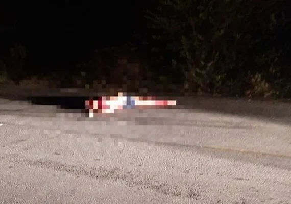Em Piaçabuçu, casal morre em acidente entre moto e micro-ônibus