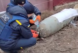 Bombardeio russo impede mais uma vez retirada de pessoas de Mariupol