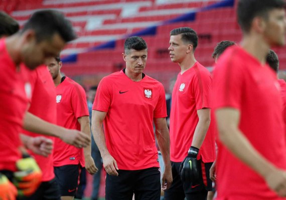 Grupo H completa primeira rodada da Copa nesta terça (19)