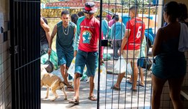 Abrigos de Fernão Velho recebem doações dos mercados públicos de Maceió