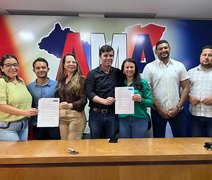 Cooperativas da agricultura assinam contratos para fornecimento da merenda escolar ao Estado