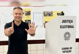 Renan Filho vota em Maceió e diz que urnas vão apresentar grande vitória do MDB