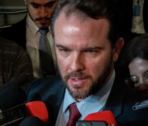 Durigan rebate críticas de Milei e chama presidente argentino de ''palhaço''