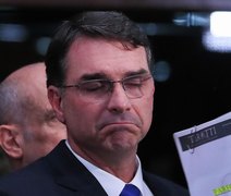 Crise no STF impulsiona campanha de Flávio, mas aliados temem desgaste