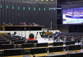 Câmara aprova em 1º turno alterações na PEC do Orçamento de Guerra