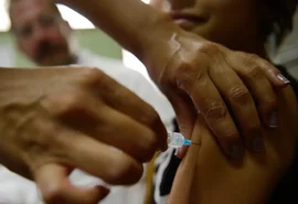 Vacinação de adolescentes de 15 a 19 anos contra o HPV é prorrogada