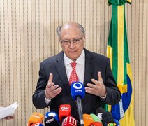 Brasil avalia reciprocidade em resposta a tarifas dos EUA, afirma Alckmin