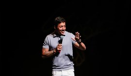 Humorista Renato Albani traz seu novo show para Arapiraca e Maceió
