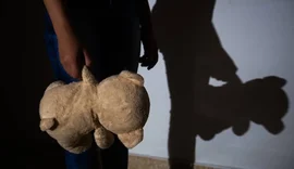Mulher é presa suspeita de tentar matar filha de 4 anos no Tocantins