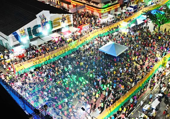 Promotoria arquiva Procedimento de Inquérito e Prefeitura de Viçosa mantém show de Léo Santana