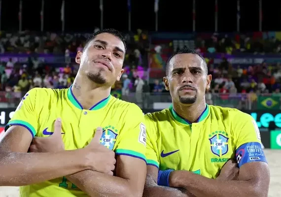 Brasil goleia Espanha e vai às semis da Copa do Mundo de Futebol de Areia