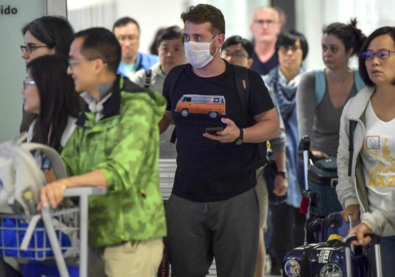 Brasil  registra 553 mortes por covid-19 e 12 mil casos confirmados