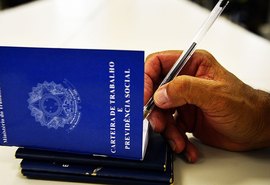 Brasil atinge recorde de 66,8% dos trabalhadores contribuindo para a Previdência