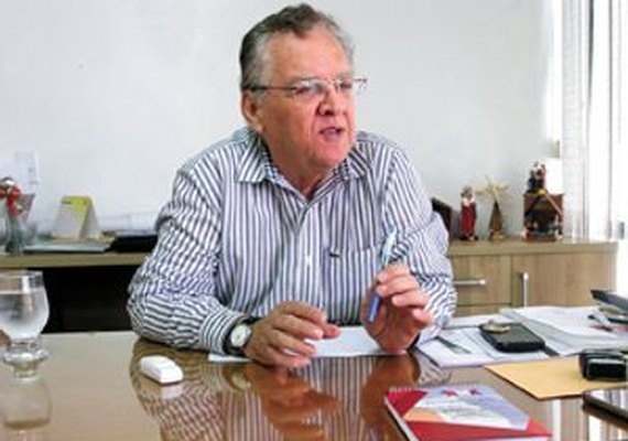 Isnaldo Bulhões, prefeito de Santana do Ipanema, morre vítima da Covid-19
