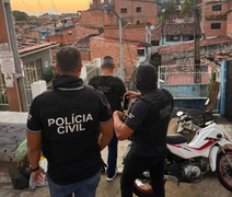 Operação Cerco Fechado prende cinco pessoas e cumpre 11 mandados em Maceió