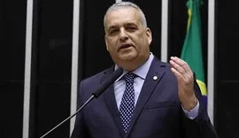 Gaspar “caminha fortemente” para o Senado e pode se filiar ao PL