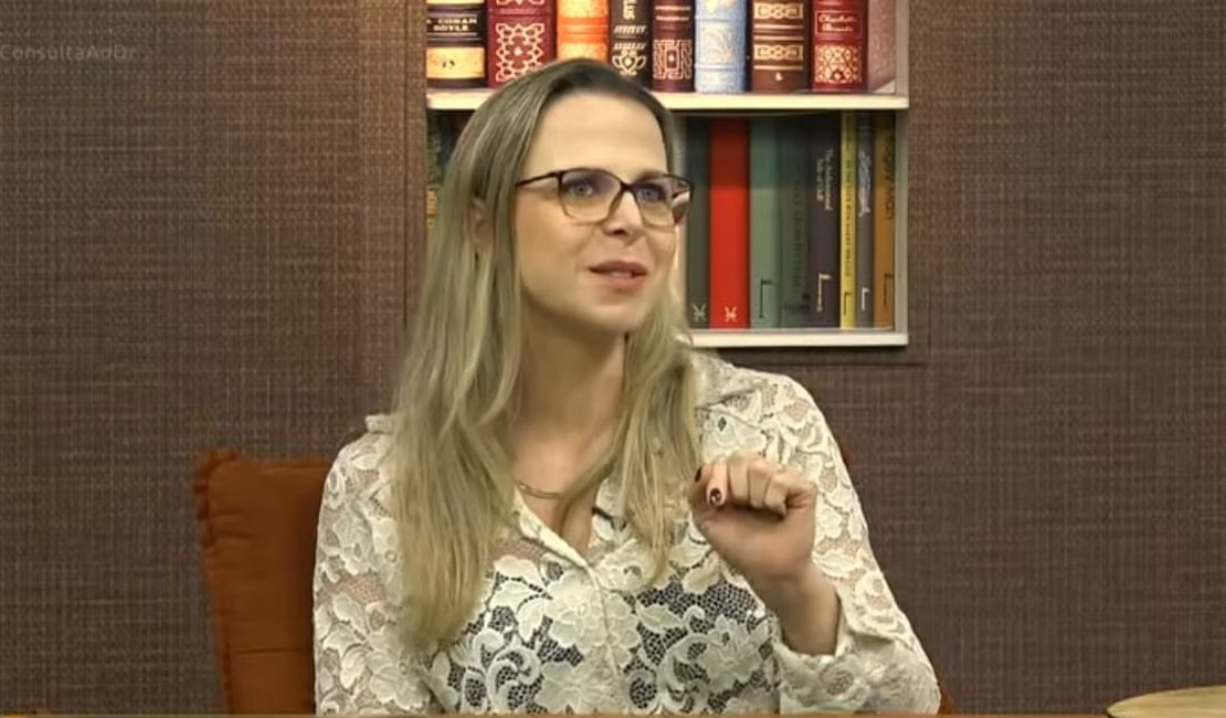 Dra. Ariane Bonucci alerta para os impactos da perda auditiva durante participação no programa Consulta ao Doutor, da RIT TV