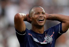 Sánchez fica fora de lista do Uruguai e reforça Santos em clássico