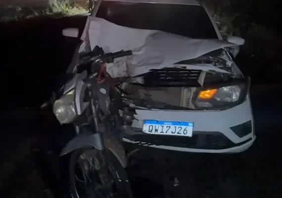 Pedreiro de 22 anos morre após moto ser atingida por carro na zona rural de Craíbas