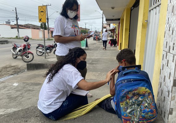 Assistência Social promove ação de combate ao trabalho infantil na parte alta de Maceió