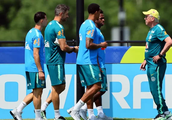 Brasil inicia preparação para as oitavas ainda sem Raphinha