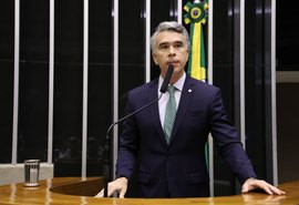 Após votar contra PL da dosimetria, Rafael Brito alerta que proposta impõe riscos à segurança pública