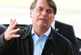 Através de vídeo, Bolsonaro defende abertura do comércio