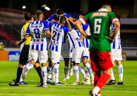 CSA vence o CEO com goleada de 5 a 0 no Rei Pelé