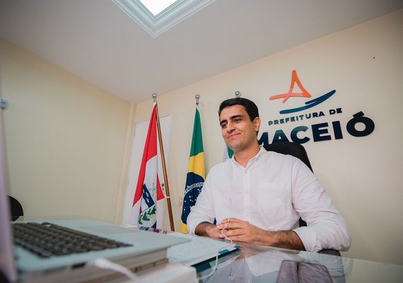 Lei delegada de JHC chega à Câmara: prefeitura deve ganhar novas secretarias