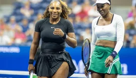 Serena e Venus Williams recebem convite para duplas em Wimbledon