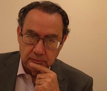 Augusto Cury cobra explicações de Moraes e sugere que ministro deixe o STF