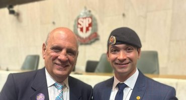 Cesar Romão recebe medalha da Constituição em sessão solene na Alesp – SP