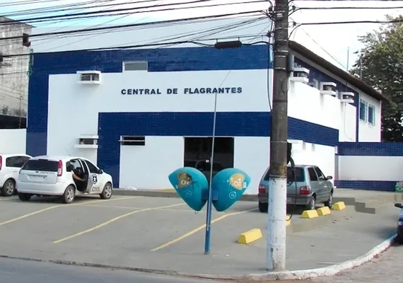 Homem embriagado provoca acidente e é agredido por populares no interior de Alagoas